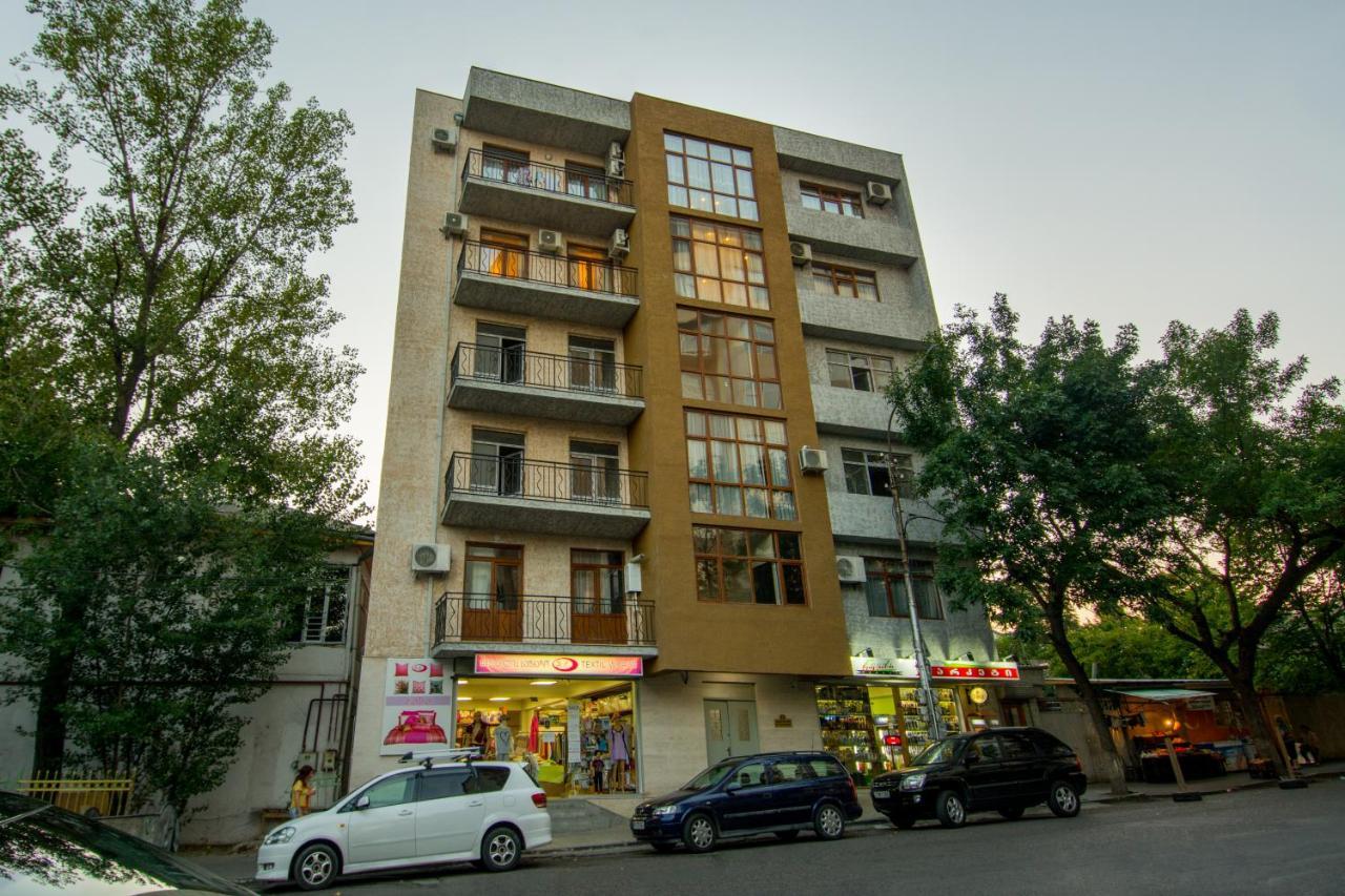 Mg Apartments In Tbilisi Eksteriør bilde