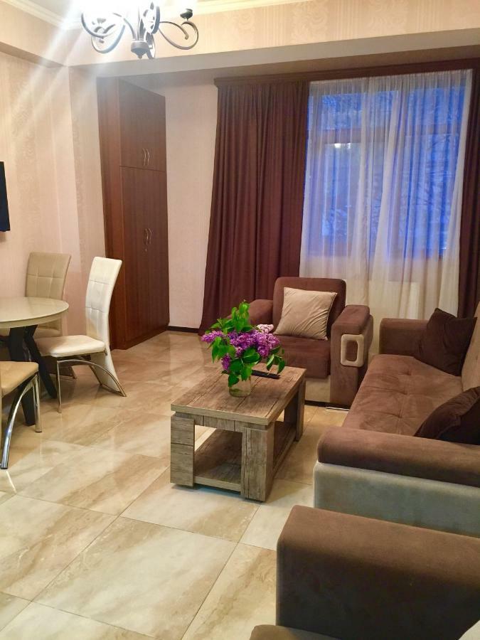 Mg Apartments In Tbilisi Eksteriør bilde
